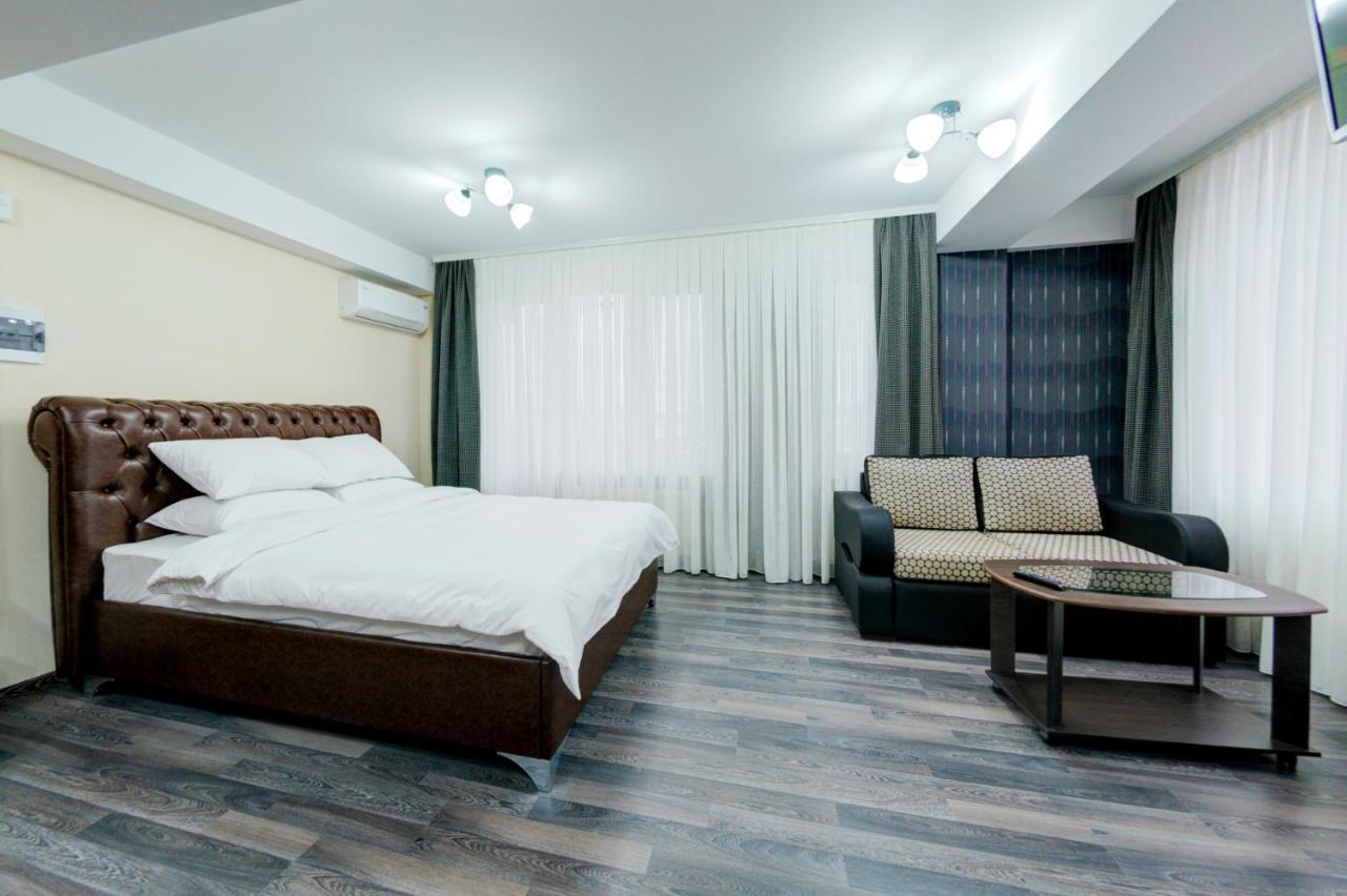 Catherine Hotel Chisinau Eksteriør bilde