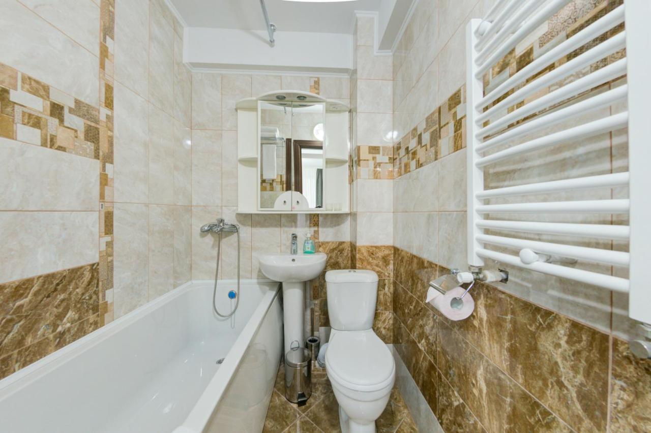Catherine Hotel Chisinau Eksteriør bilde